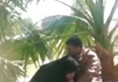Las niñas delgado vaginas grandes hd pantalones de rejilla tomar la polla chica en la vagina