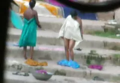 Apretando el esperma selva porno hd de la vagina