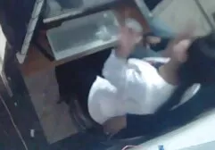 Cortar donde mujeriego se corre trios en hd en la cara de la chica después del sexo y Mamada