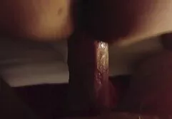 Gran culo MILF en gris falda da chico una mamada en hd porn 1080 free el suelo