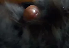 Oficial de seguridad fox xxx hd picoteando a una mujer con un piercing en el ombligo de la oficina
