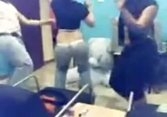 Cómo polluelos desarrollar porno publico hd su culo